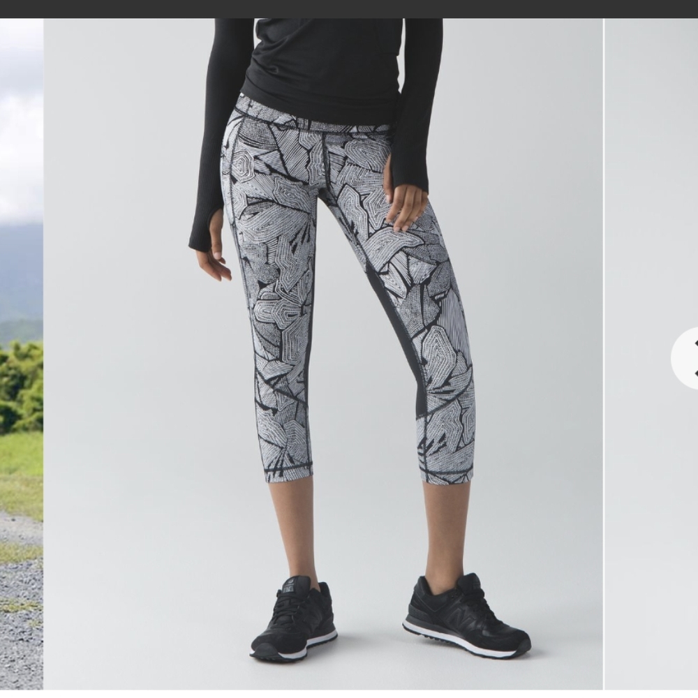 Lululemon Pace Rival Crop Dottie Tribe White Black